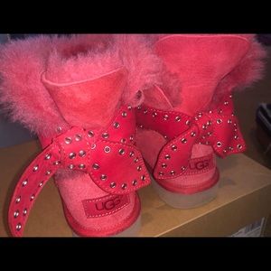 Coral Uggs